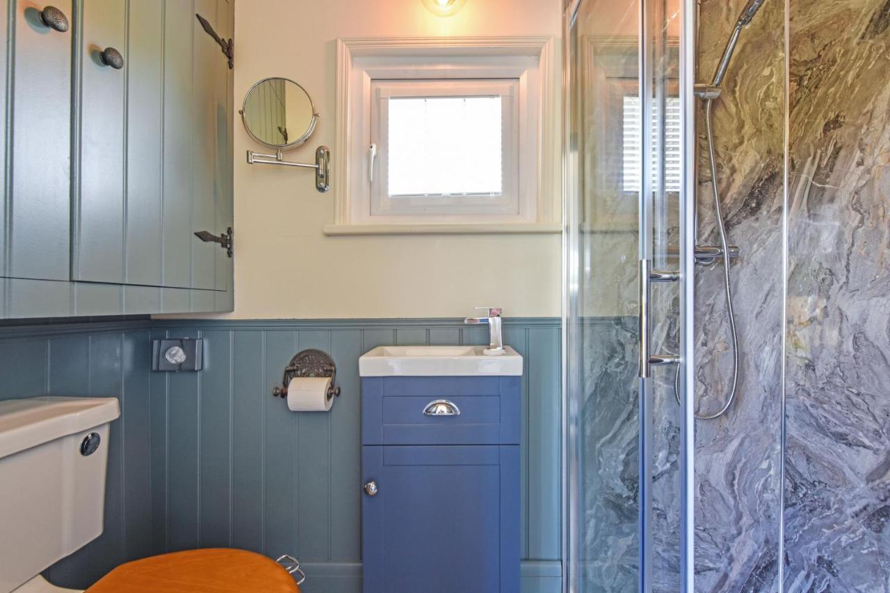 Crabden Shepherd Hut - Blendworth Villa Waterlooville Buitenkant foto